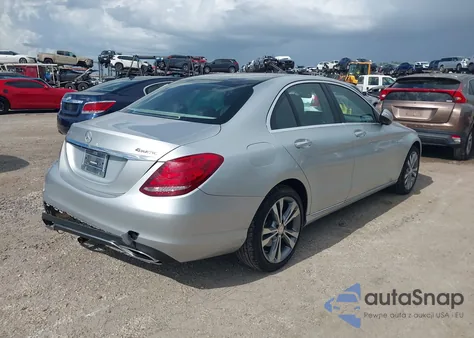 2015 Mercedes-Benz C 300 4Matic/Luxury 4Matic/Sport 4Matic из США, поврежденный, VIN 55SWF4KB7FU000603